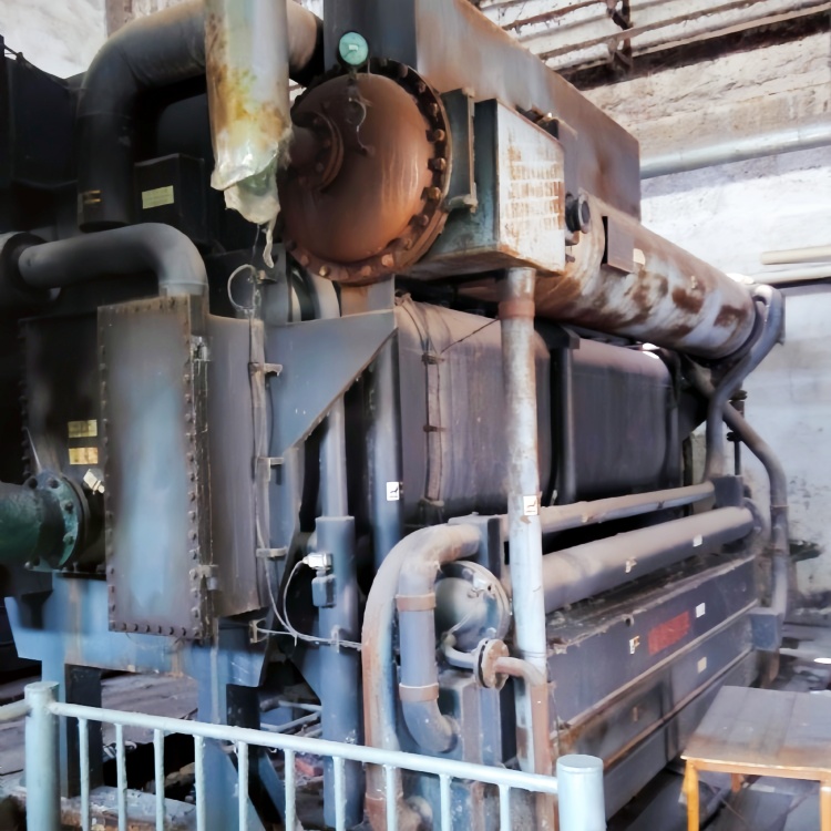 溴化鋰制冷機(jī)正方圖125.jpg 溴化鋰制冷機(jī)正方圖125.jpg